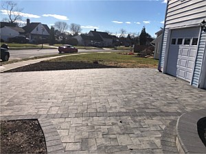 granite city nicolock paver driveway charcoal border random french pattern design